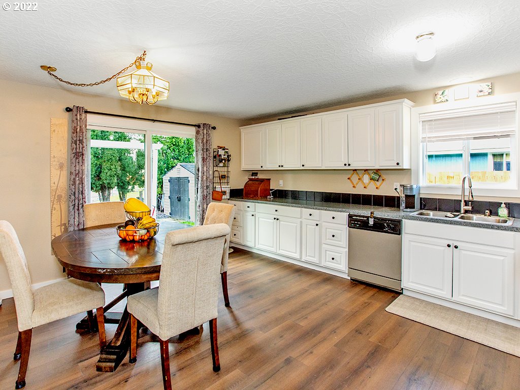 4481 Addy Loop Washougal, WA 98671 - Photo 9 of 24 Gallery Image 9