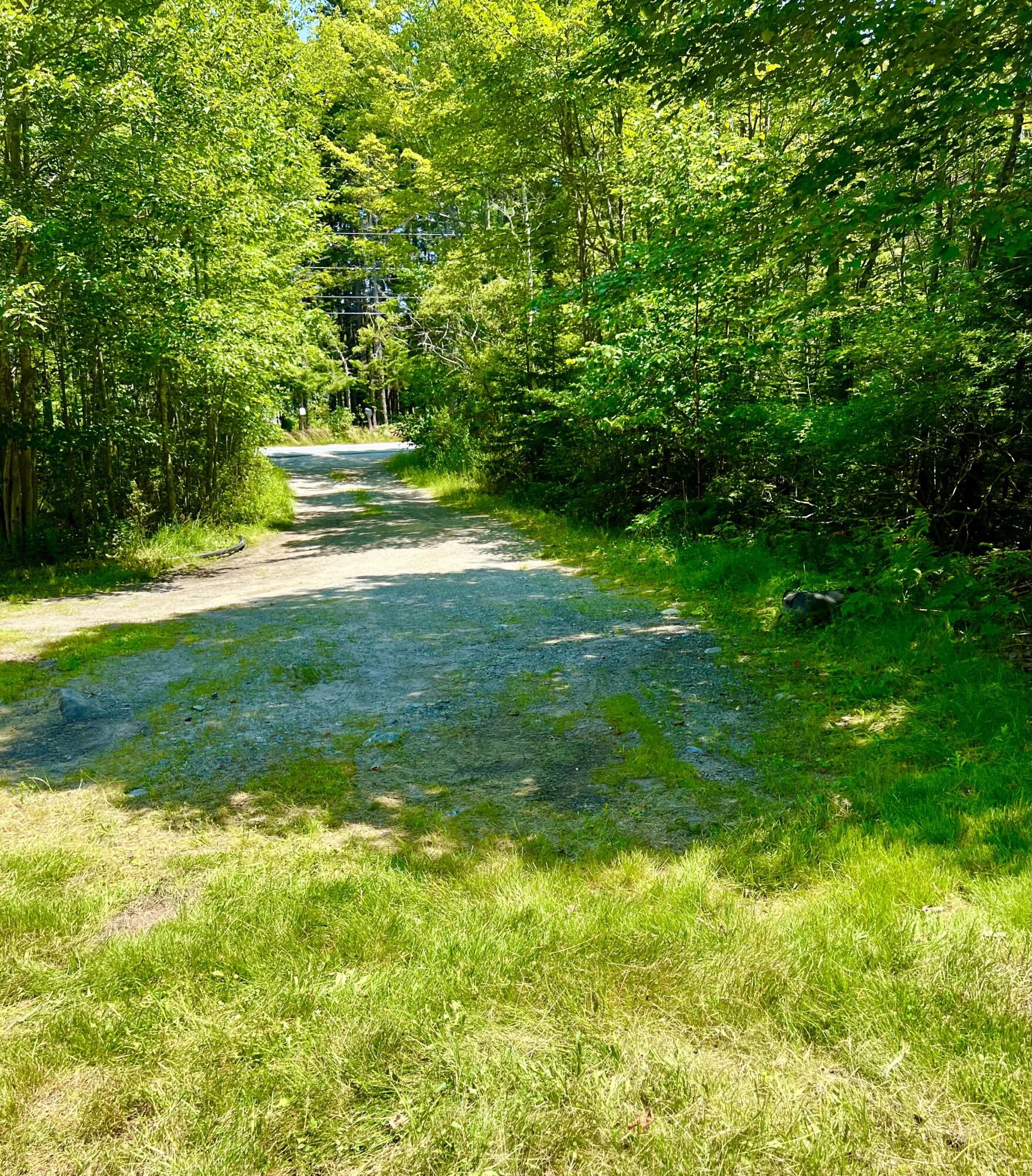 3 Elmers Way Bernard, ME 04612 - Photo 7 of 23 Gravel Driveway