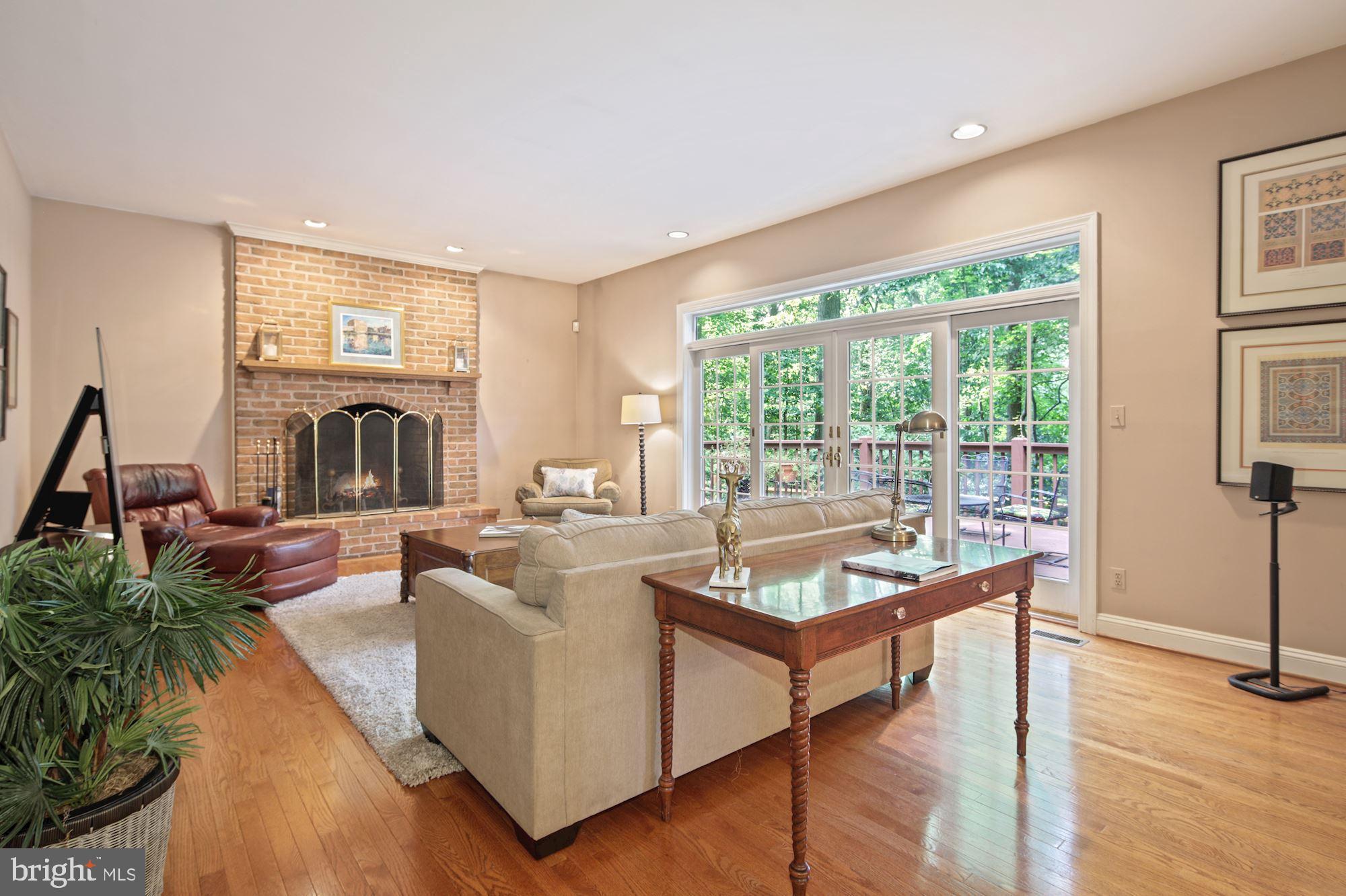 14410 Katie Road Phoenix, MD 21131 - Photo 24 of 50 Super Spacious Family Room w/entry to Deck