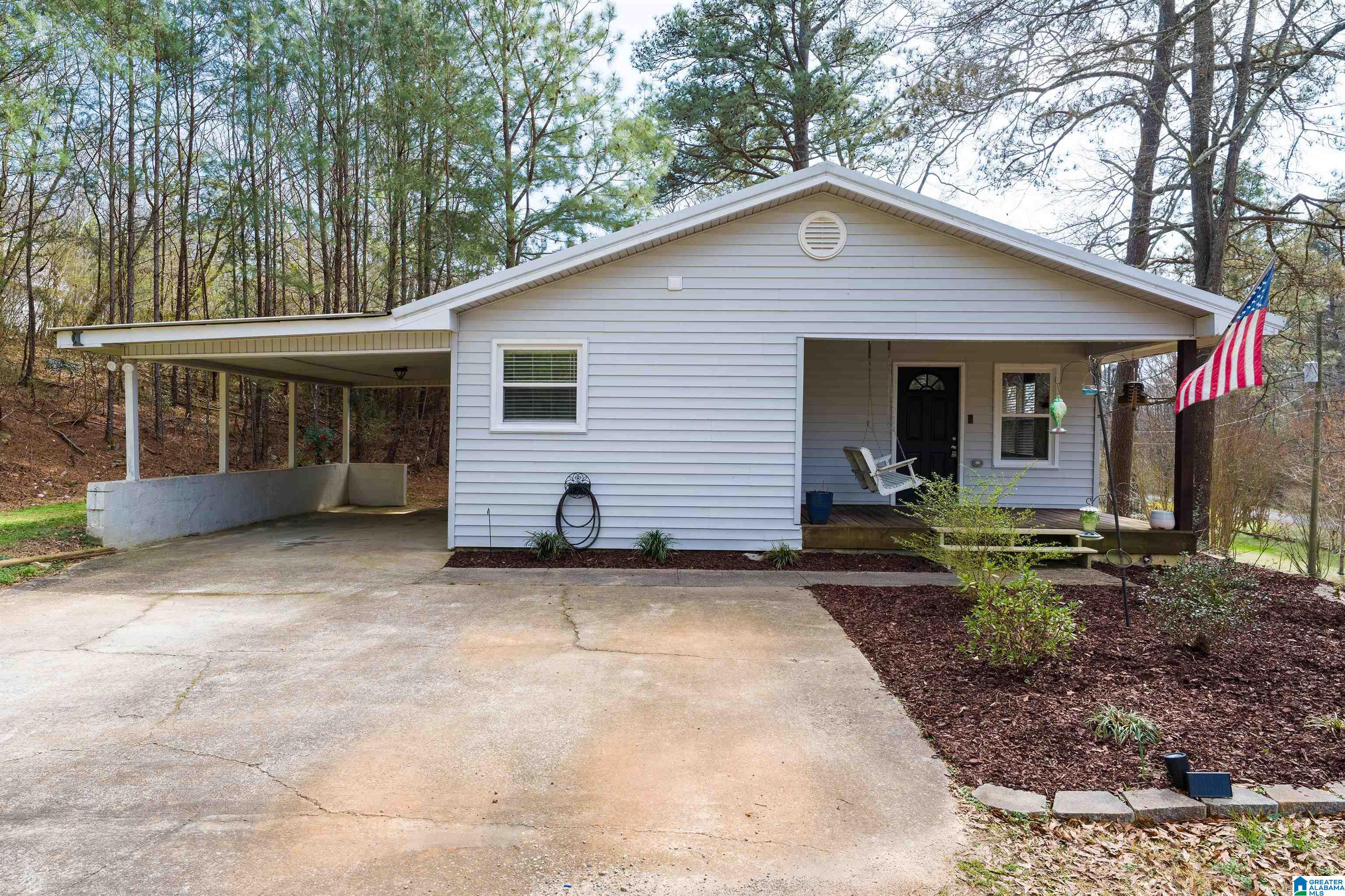 578 Cross Street Springville, AL 35146 - Photo 3 of 20