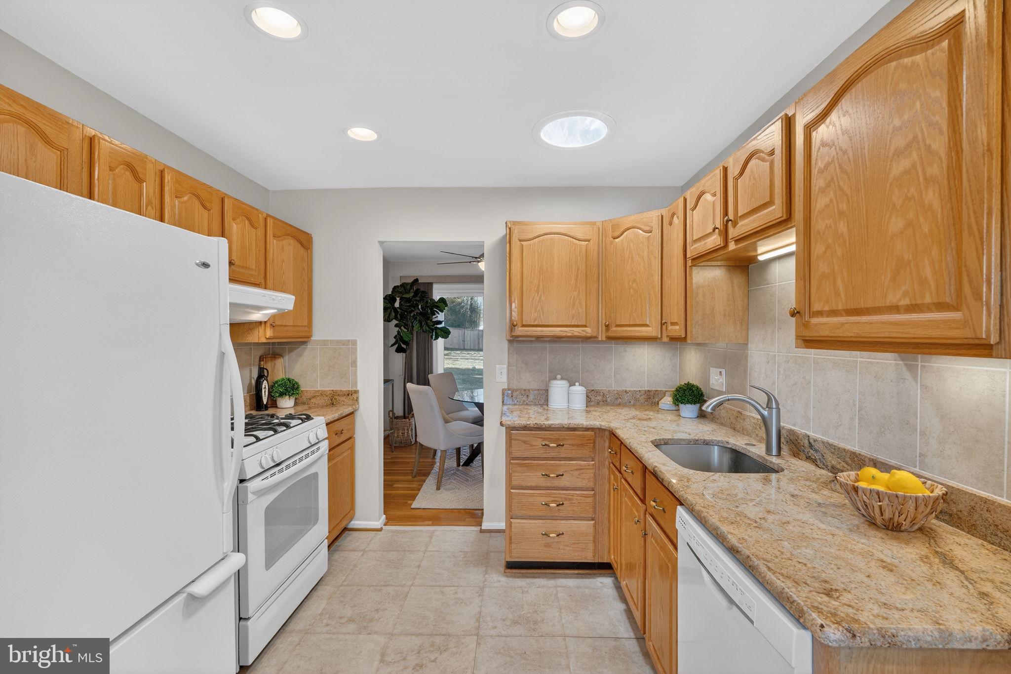 6424 Cabell Court Springfield, VA 22150 - Photo 14 of 43