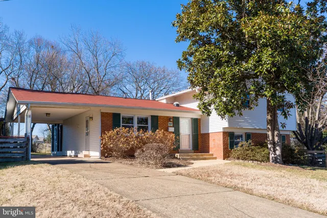 $725,000 | 6424 Cabell Court, Springfield, VA 22150