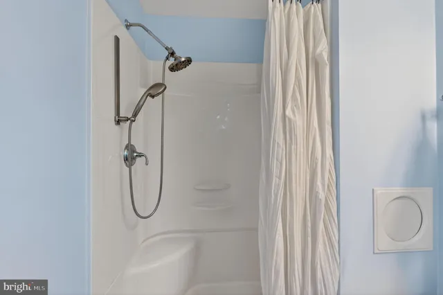 $725,000 | 6424 Cabell Court, Springfield, VA 22150