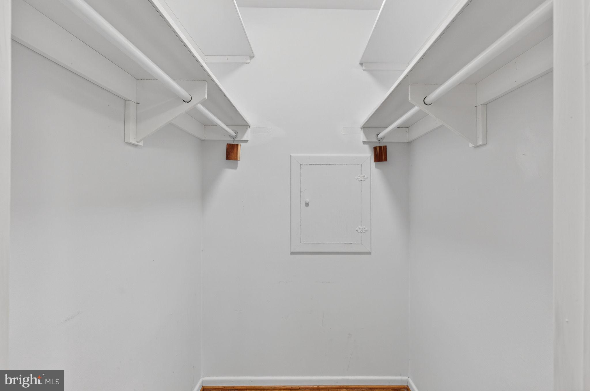 6424 Cabell Court Springfield, VA 22150 - Photo 23 of 43 Primary Large Walk- In Closet