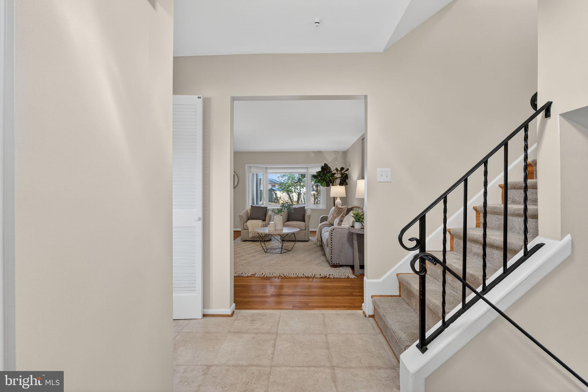 6424 Cabell Court Springfield, VA 22150 - Photo 5 of 43 Front Entryway