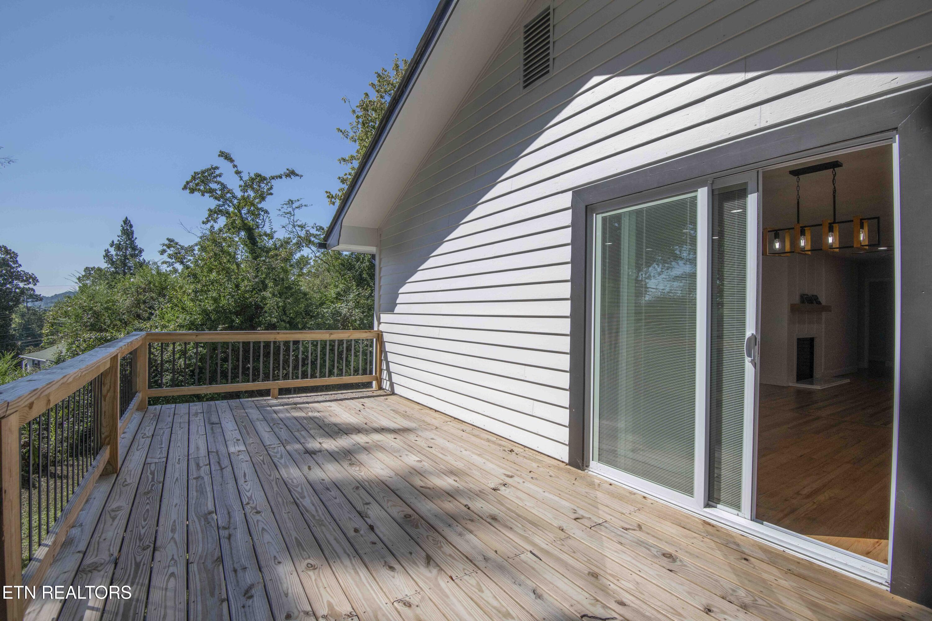 304 Firestone Road Oak Ridge, TN 37830 - Photo 10 of 50 deck