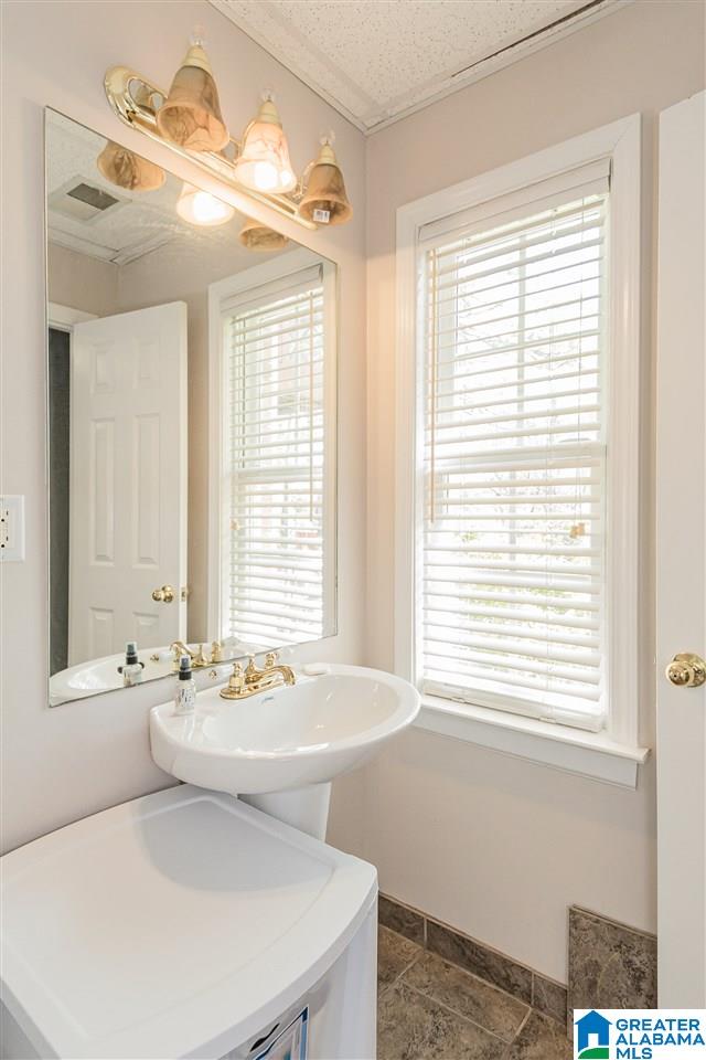 142 Clairmont Road Sterrett, AL 35147 - Photo 39 of 50