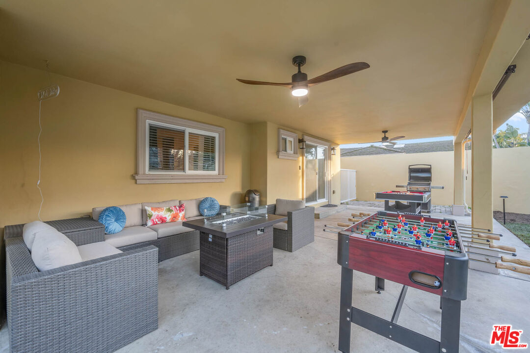 5181 Densmore Avenue Encino, CA 91436 - Photo 24 of 73