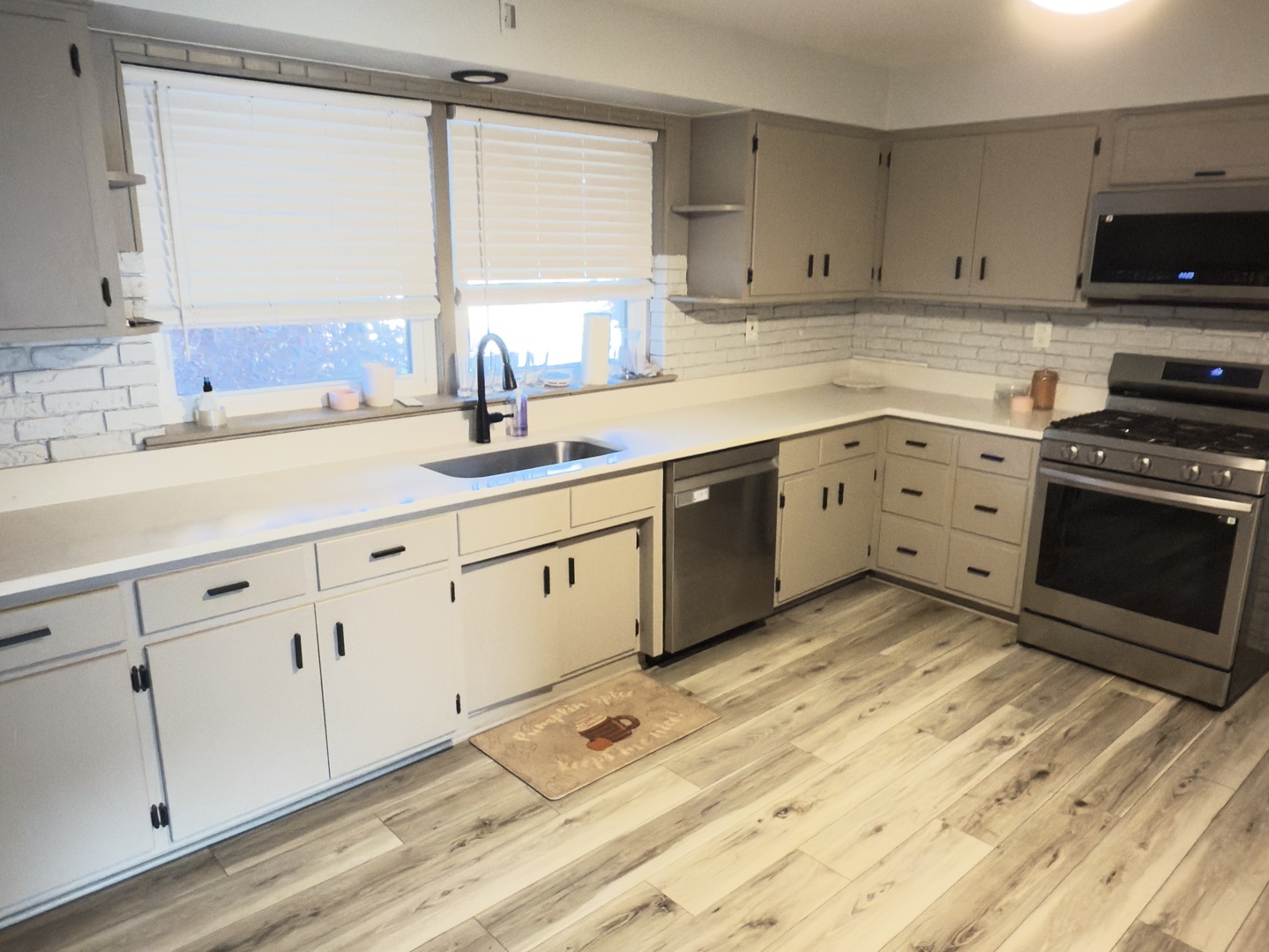 4201 West 55th Street, Unit 1 Chicago, IL 60632 - Photo 3 of 9