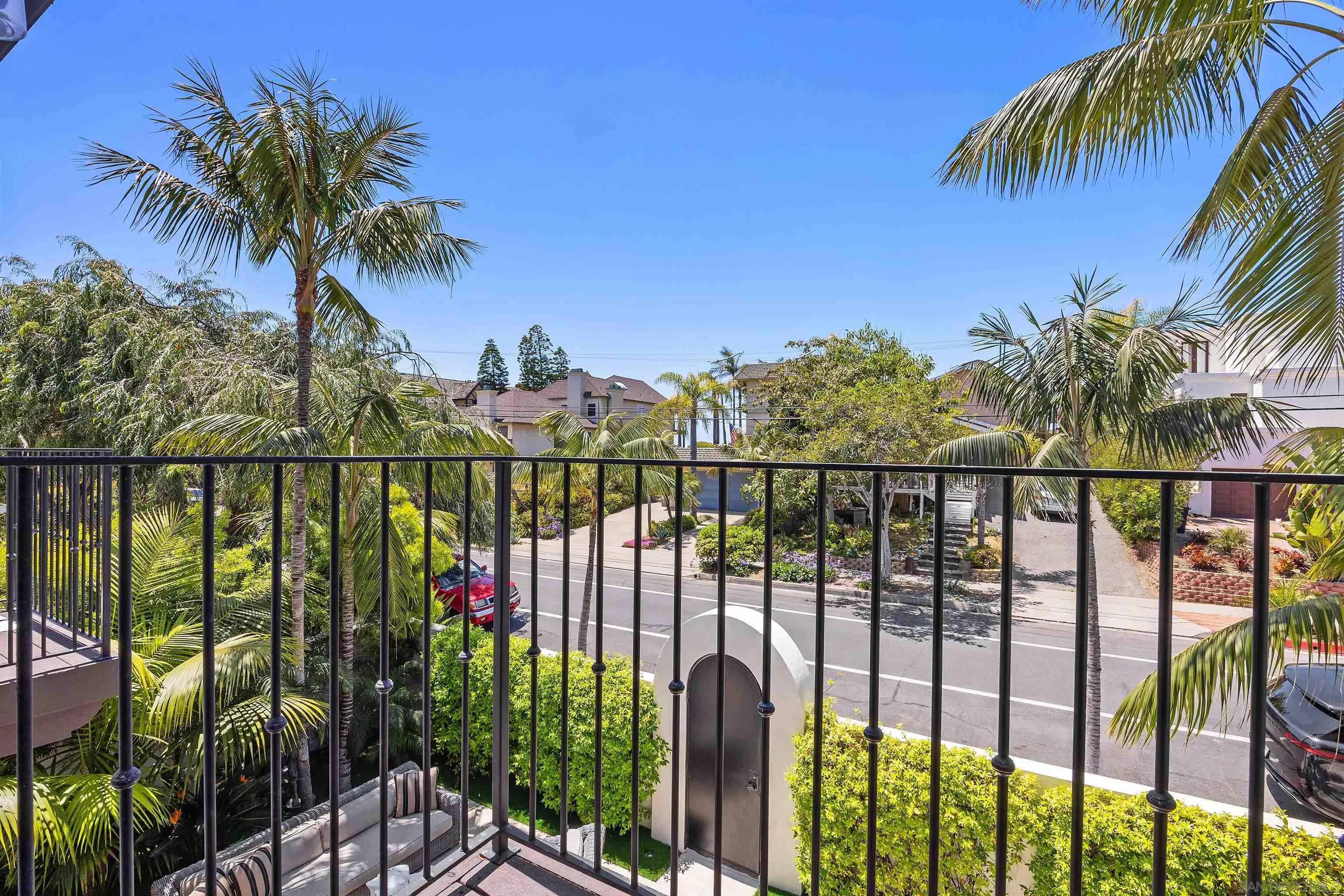 227 Neptune Avenue Encinitas, CA 92024 - Photo 22 of 36