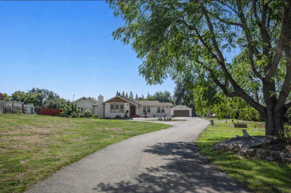 5852 Olive Ranch Road Granite Bay, CA 95746 - Photo 5 of 46 a view of a big yard with large trees