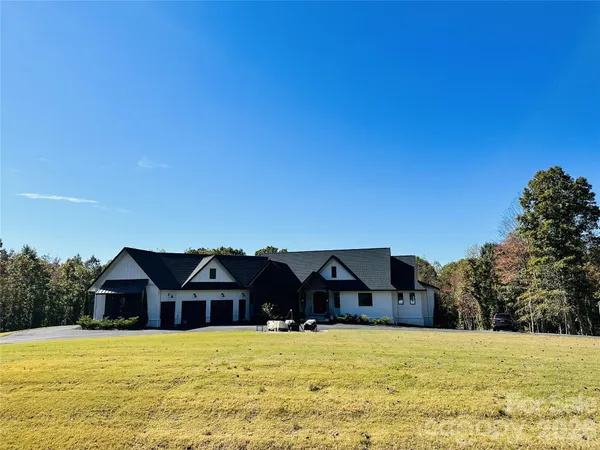 $1,800,000 | 6207 Victory Pass Lane, Waxhaw, NC 28173