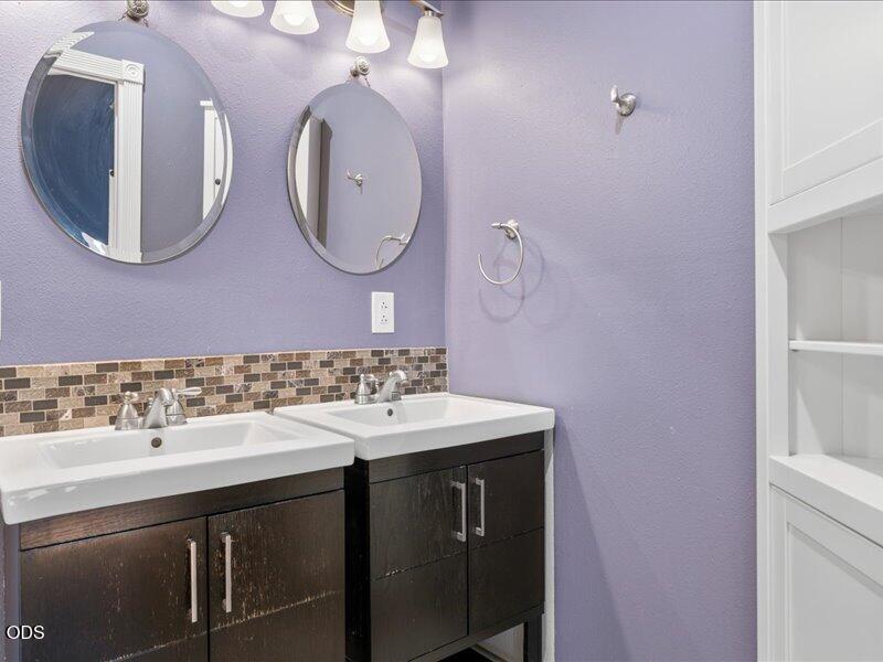 61170 Ferguson Road Bend, OR 97702 - Photo 40 of 55