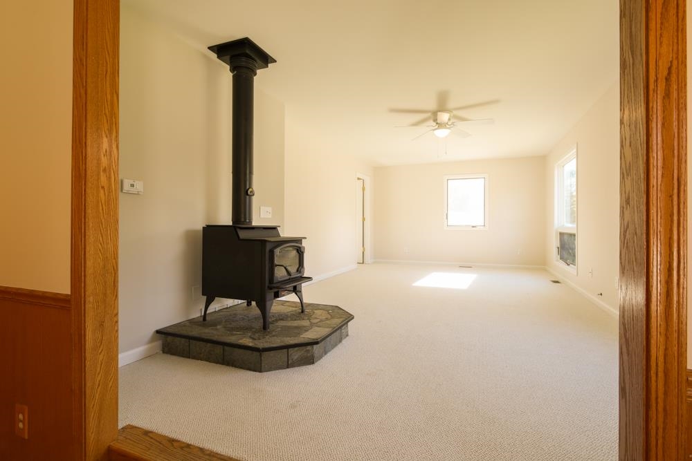 8335 South Maple City Road Maple City, MI 49664 - Photo 17 of 31