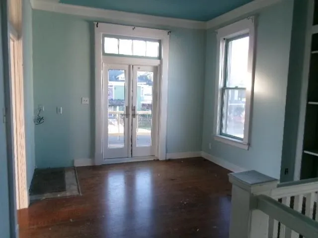 a view of livingroom with hardwood floor and window