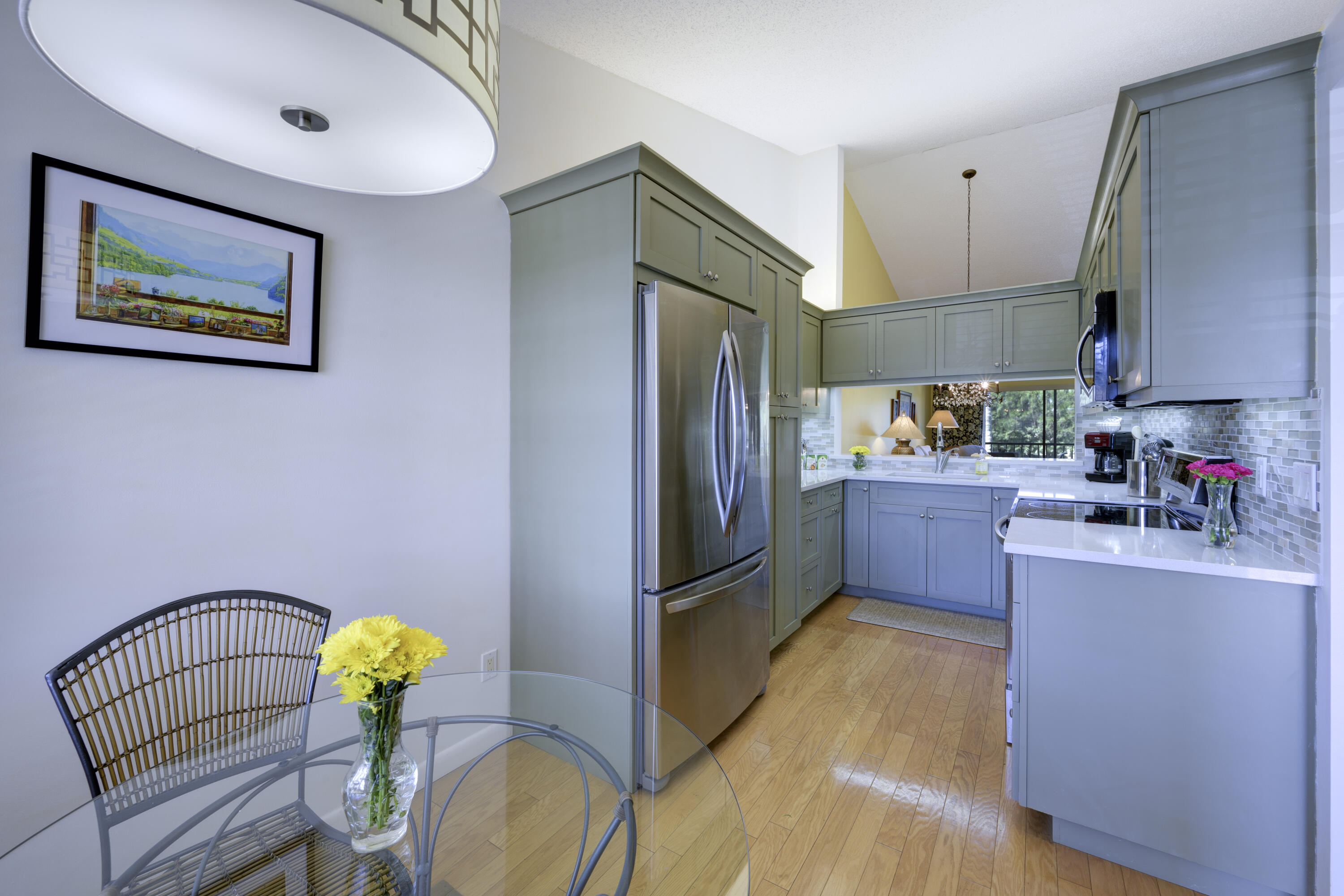 402 Pinecrest Circle, Unit B Jupiter, FL 33458 - Photo 5 of 45 Kitchen/Eat -In