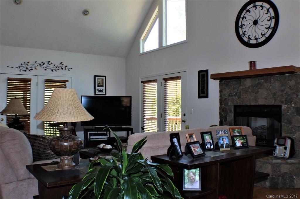 84 Smoke Rise Trail Sylva, NC 28779 - Photo 3 of 21 Gallery Image 3