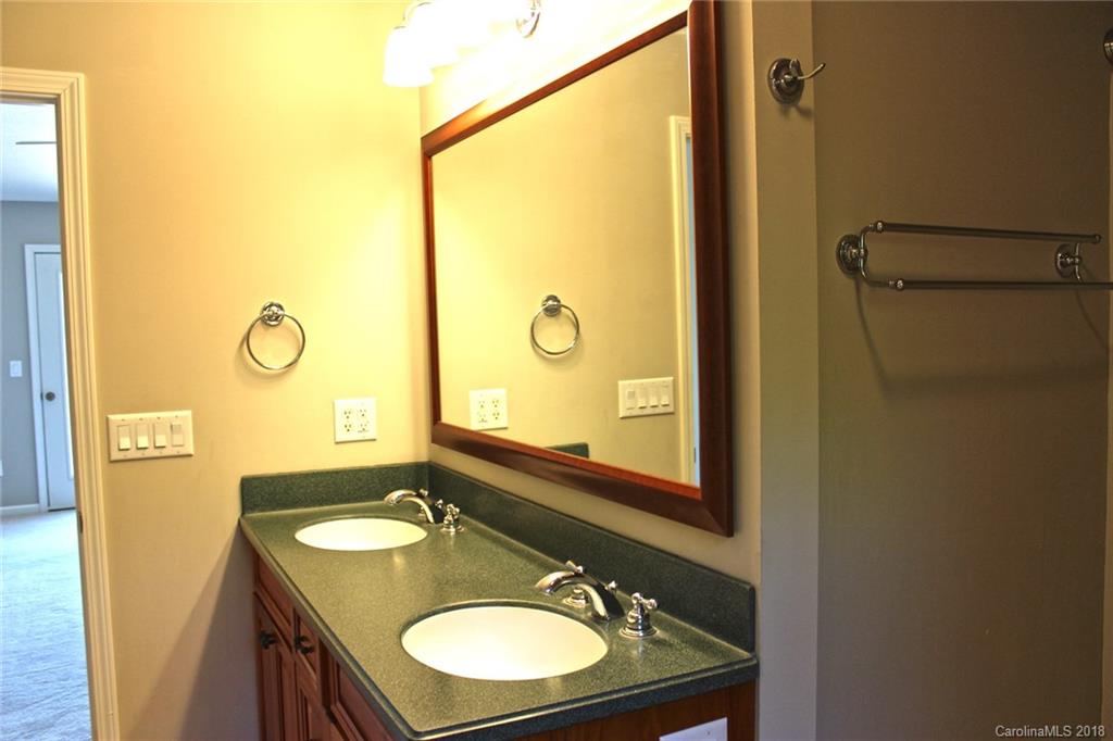 317 Ben Nevis Road Brevard, NC 28712 - Photo 16 of 26 Gallery Image 16