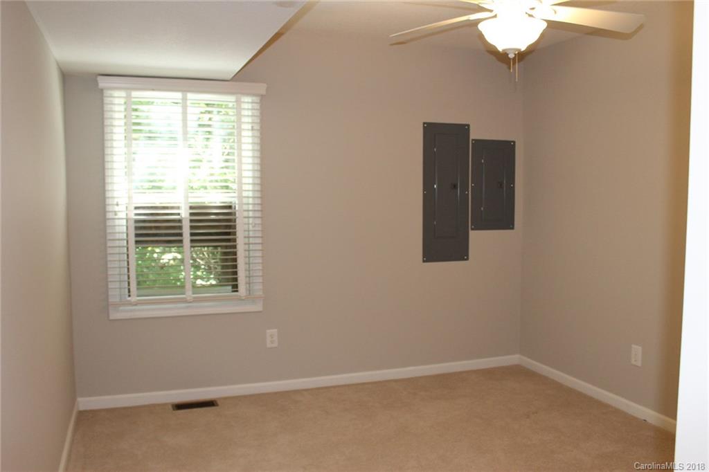 317 Ben Nevis Road Brevard, NC 28712 - Photo 19 of 26 Gallery Image 19