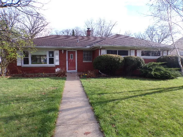$170,000 | 4512 24th Avenue, Rock Island, IL 61201