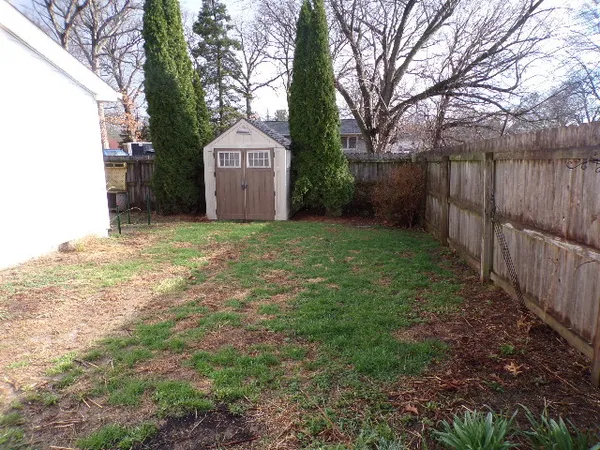 a view of a house with garage