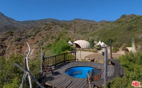$1,450,000 | 34550 Mulholland Highway, Malibu, CA 90265