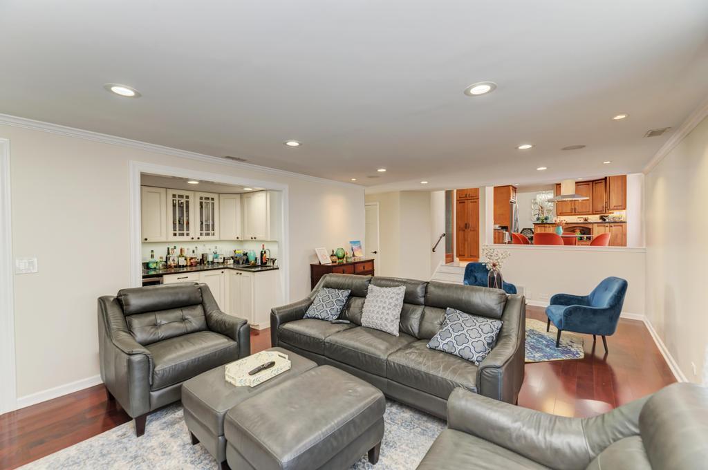 1030 West Kendall Terrace Addison, IL 60101 - Photo 28 of 56