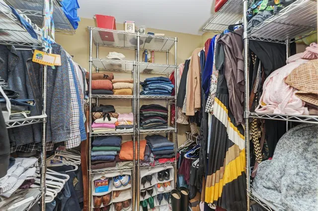 $579,000 | 1030 West Kendall Terrace, Addison, IL 60101