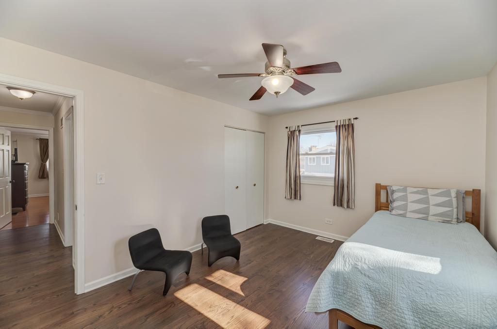 1030 West Kendall Terrace Addison, IL 60101 - Photo 37 of 56