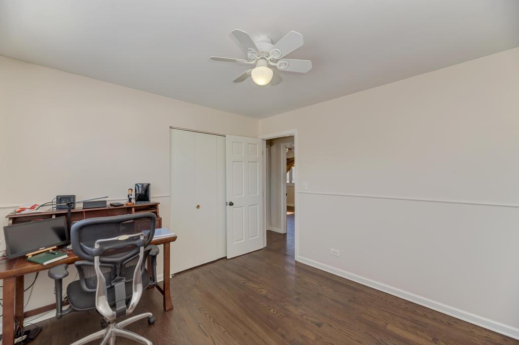 1030 West Kendall Terrace Addison, IL 60101 - Photo 44 of 56