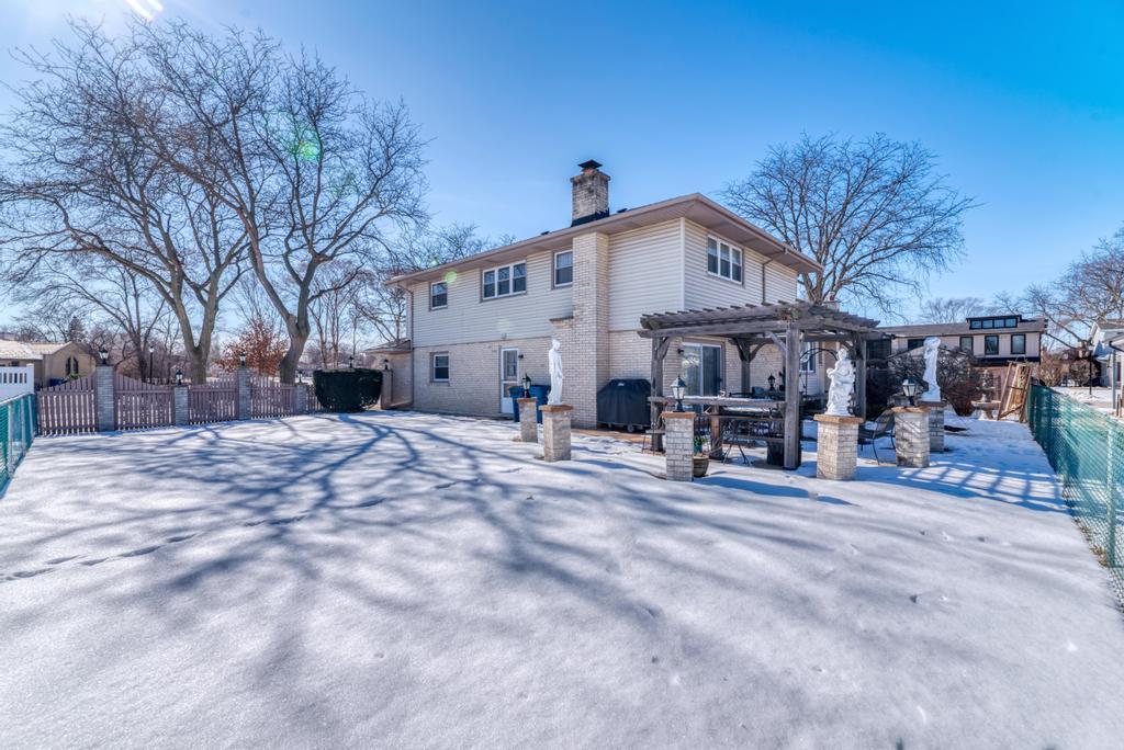 1030 West Kendall Terrace Addison, IL 60101 - Photo 49 of 56