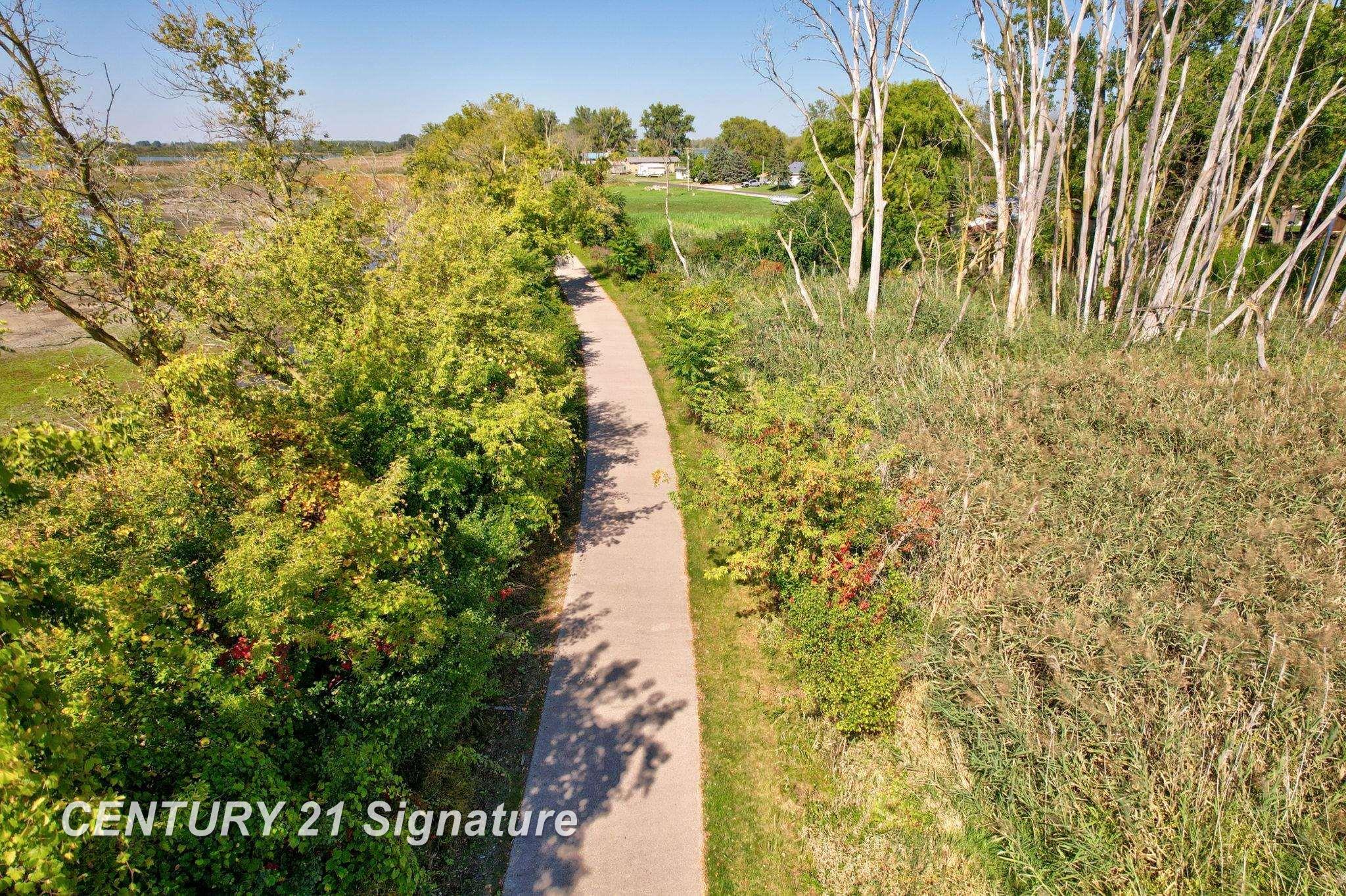 Melbourne Road Saginaw, MI 48604 - Photo 3 of 27