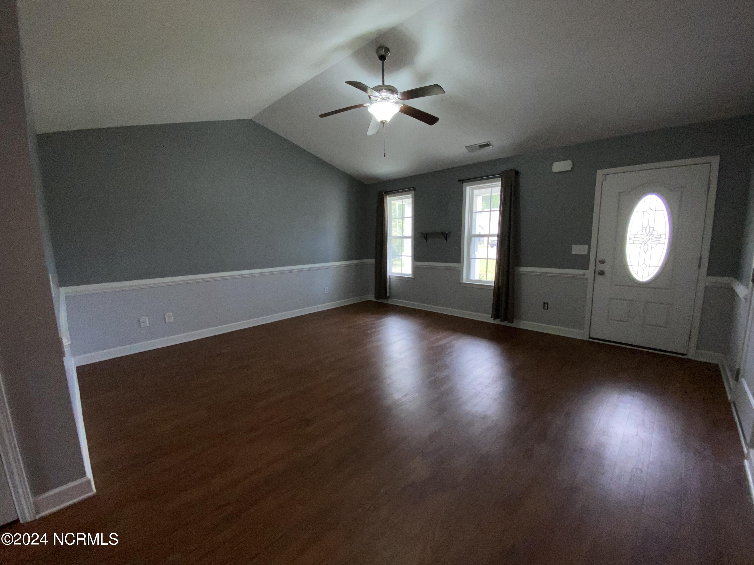 305 Crawford Street Holly Ridge, NC 28445 - Photo 2 of 15 2024-09-02 12.02.29