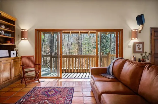 $329,000 | 2941 Highway 8, Pollock, LA 71467