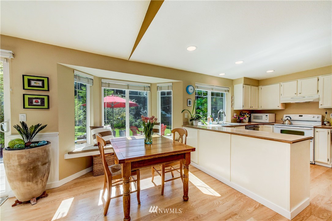 2012 237th Street Southeast Bothell, WA 98021 - Photo 8 of 21