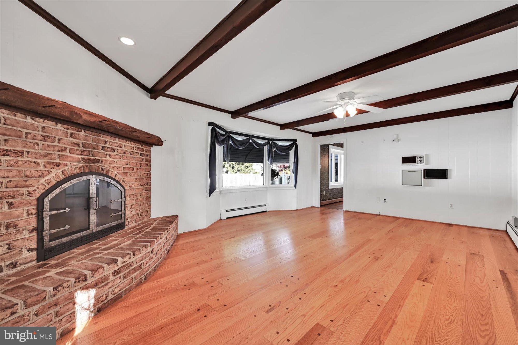 899 Locust Grove Road York, PA 17402 - Photo 8 of 37 Gallery Image 8