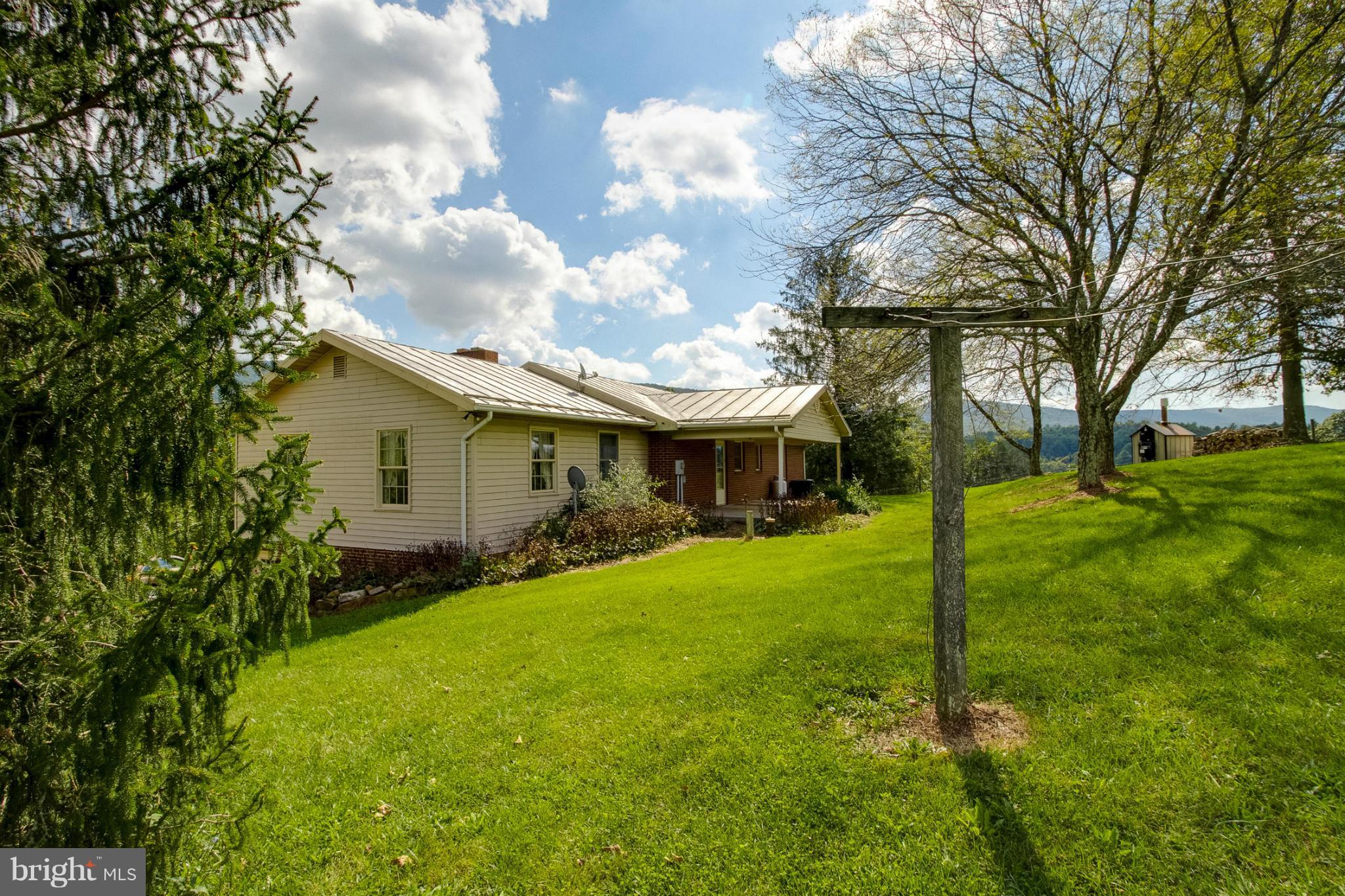 11545 Fort Valley Road Fort Valley, VA 22652 - Photo 24 of 30 Exterior (Rear)