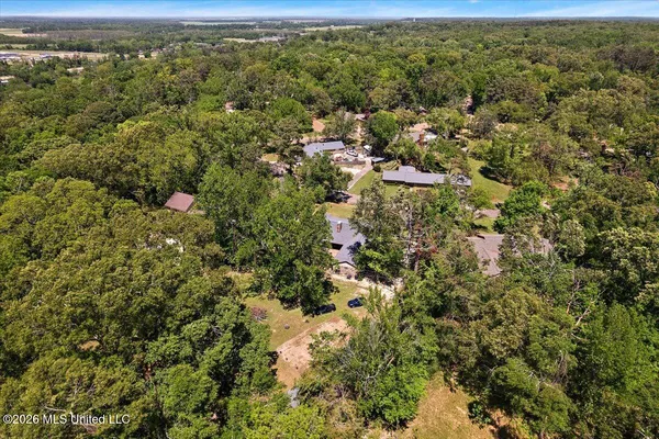 $249,900 | 922 Belle Air Circle, Yazoo City, MS 39194