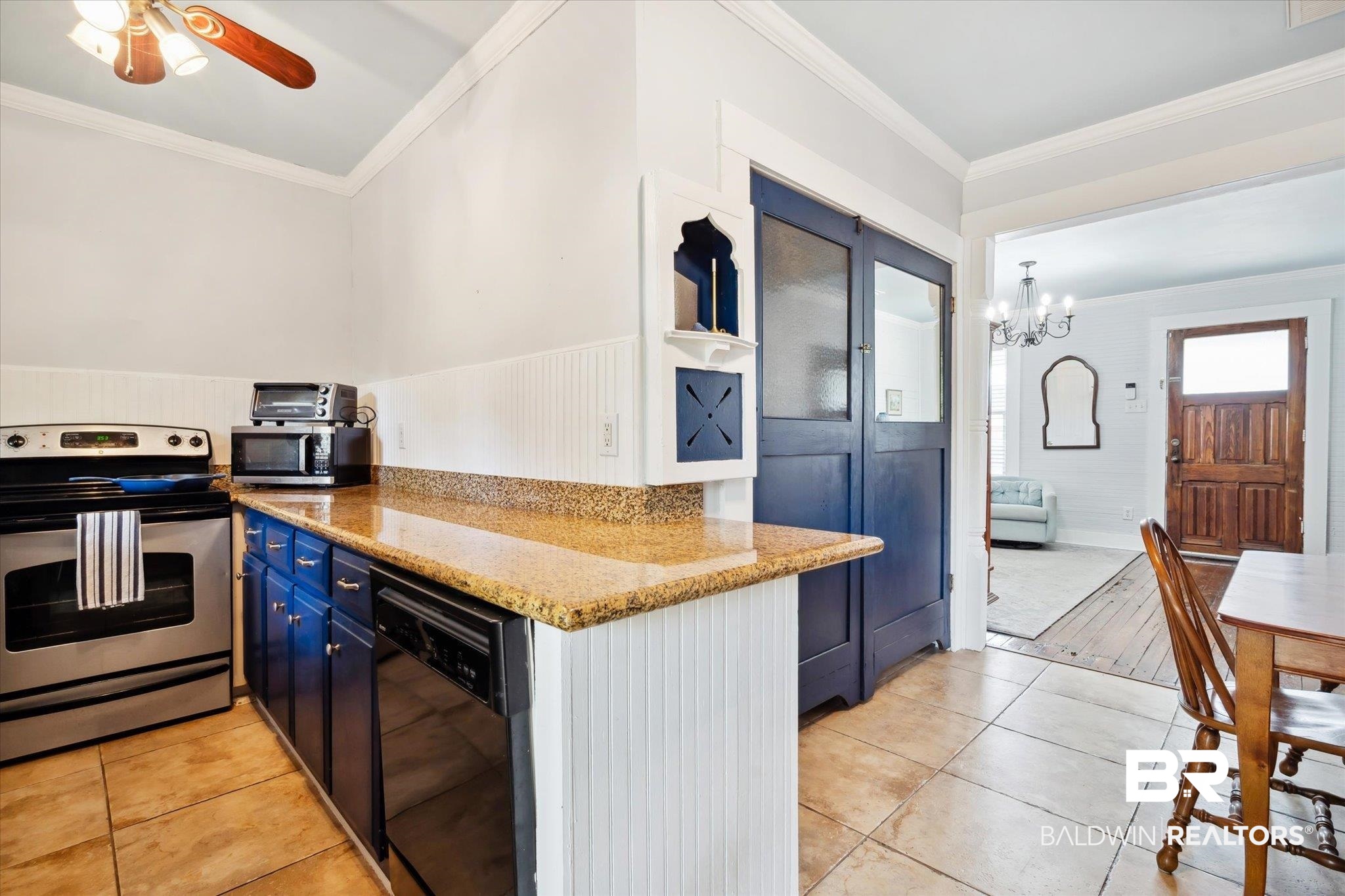 1104 Old Shell Road Mobile, AL 36604 - Photo 9 of 20