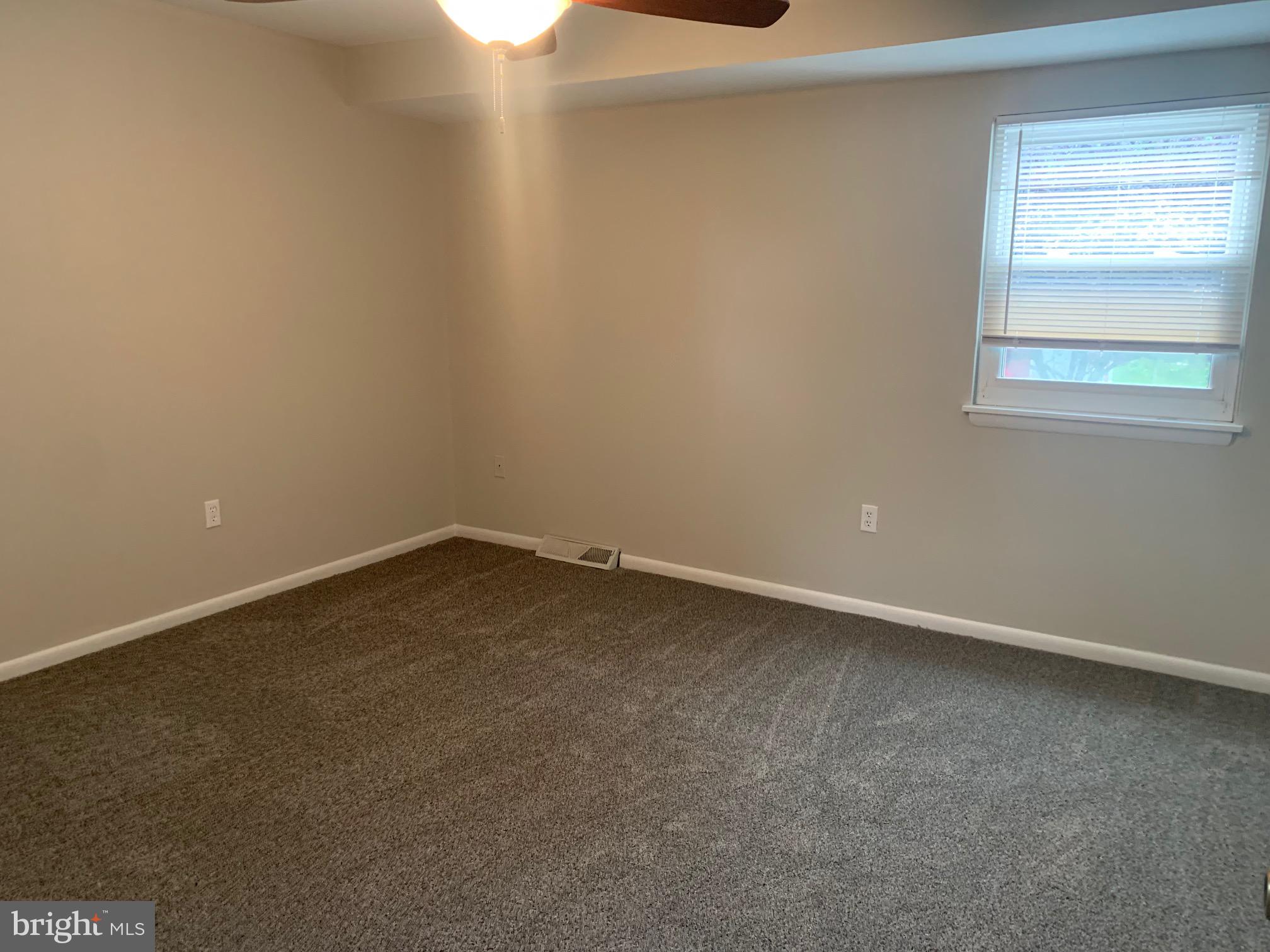 4542 Mountain Road Pasadena, MD 21122 - Photo 11 of 26 Gallery Image 11
