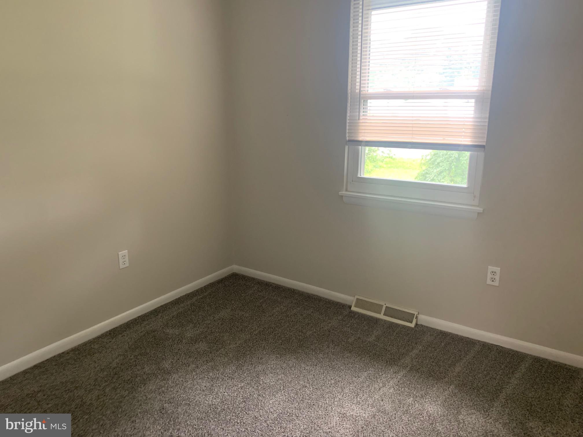 4542 Mountain Road Pasadena, MD 21122 - Photo 13 of 26 Gallery Image 13