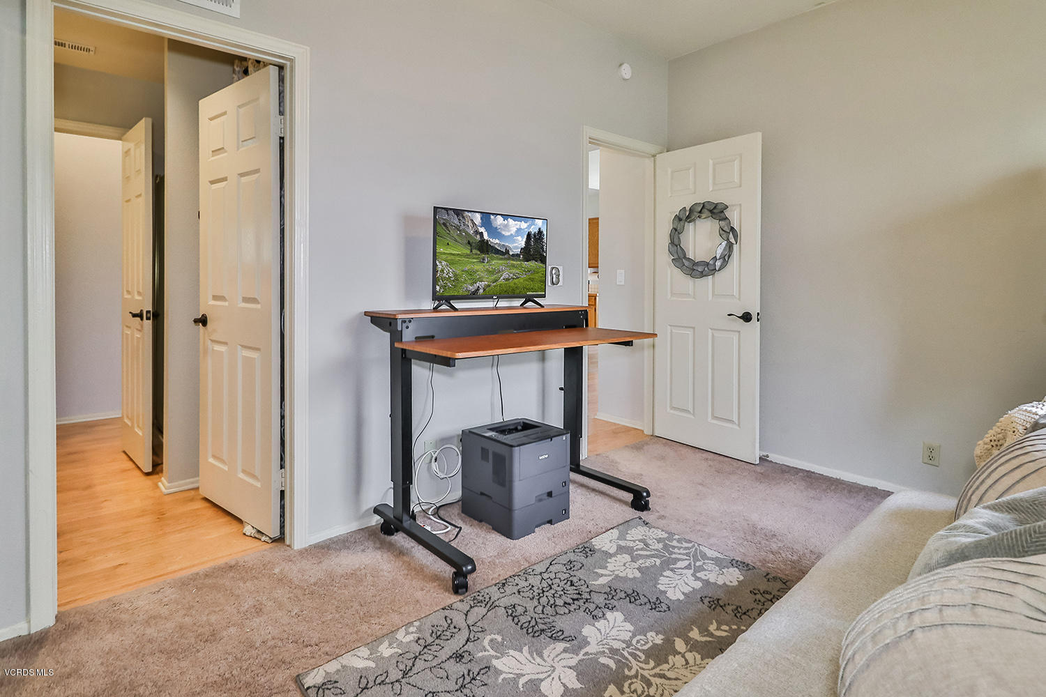 29009 Gumtree Place Saugus, CA 91390 - Photo 14 of 66 eBedroom1-2