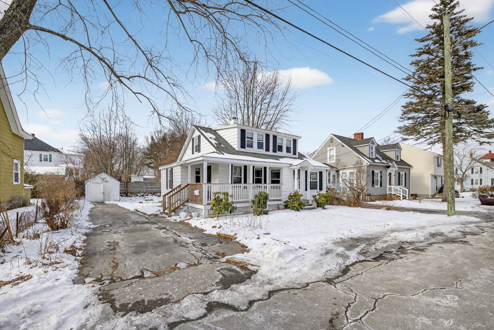 55 South Hall Street Manchester, NH 03103 - Photo 2 of 48