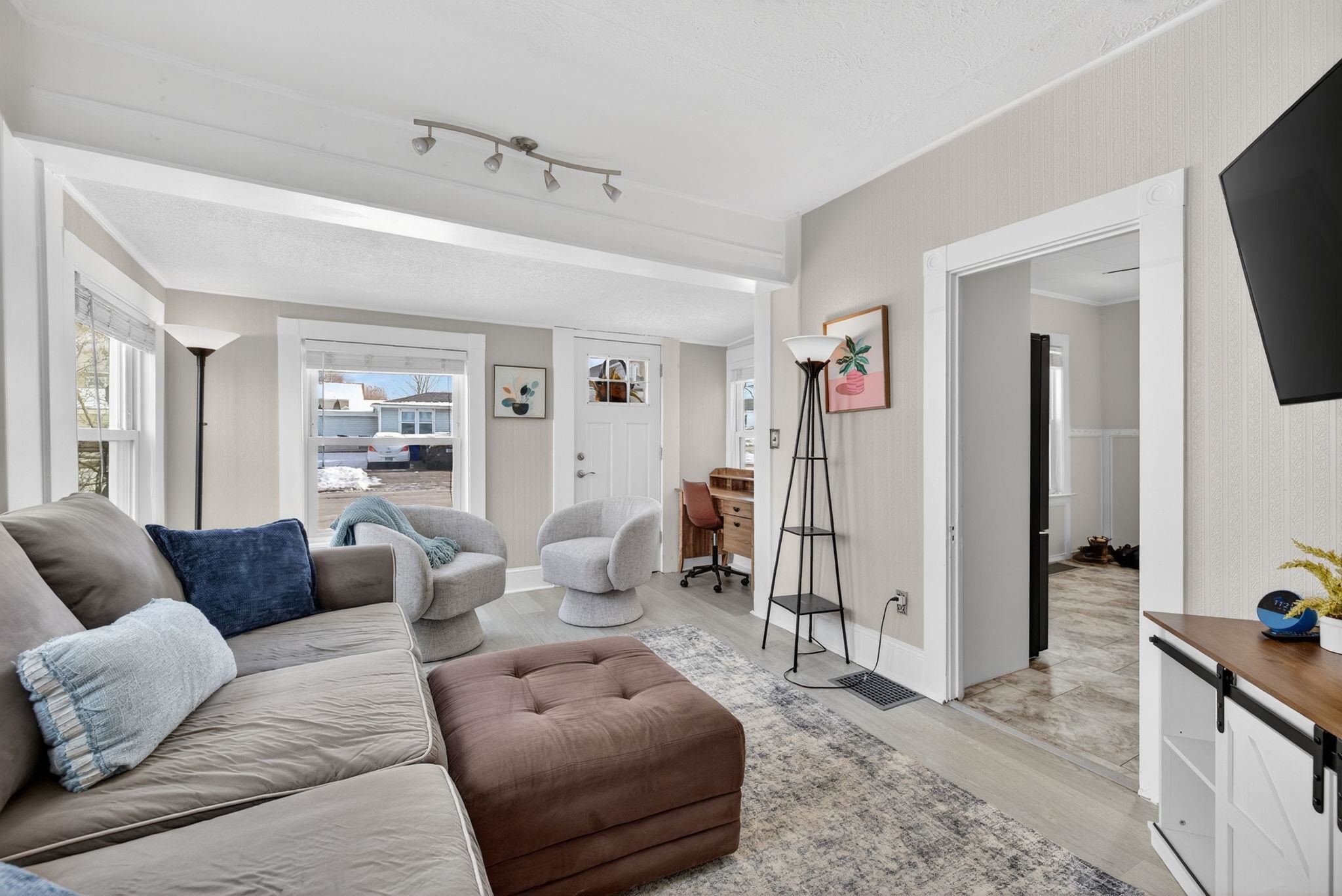 55 South Hall Street Manchester, NH 03103 - Photo 29 of 48