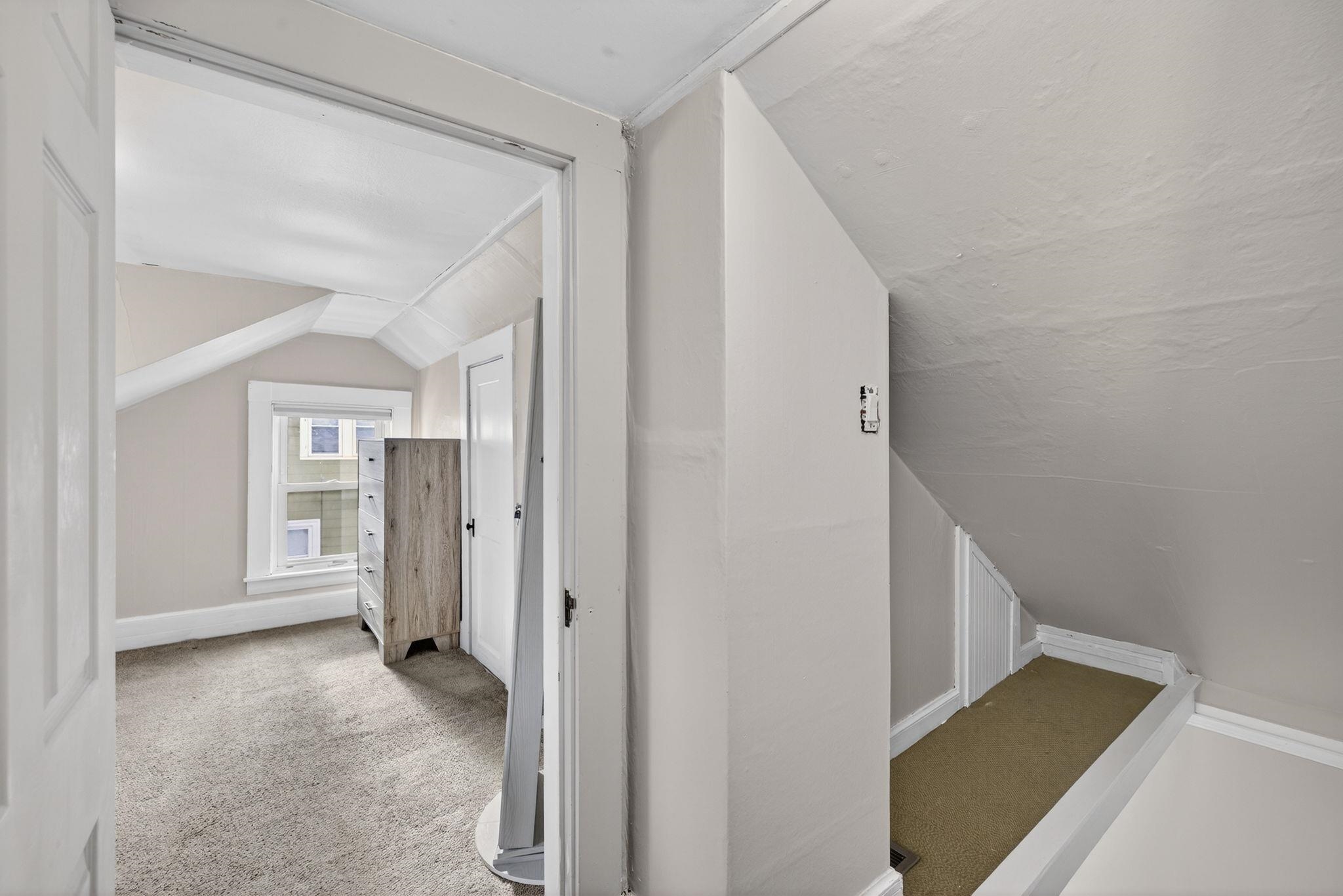 55 South Hall Street Manchester, NH 03103 - Photo 32 of 48