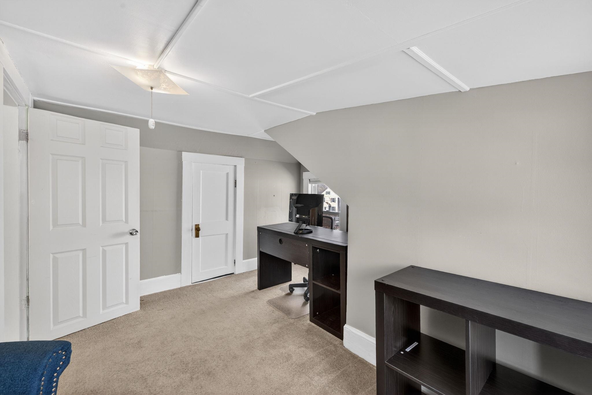 55 South Hall Street Manchester, NH 03103 - Photo 38 of 48