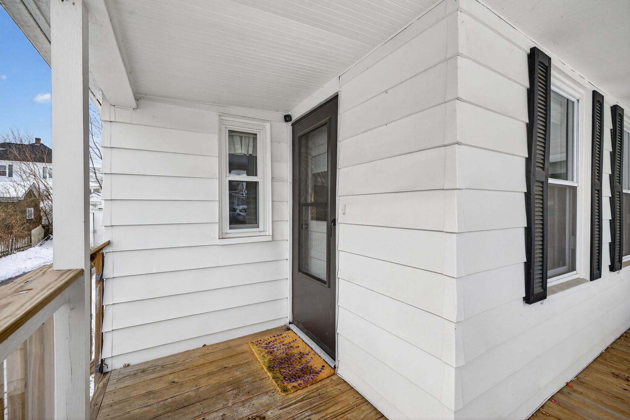 55 South Hall Street Manchester, NH 03103 - Photo 4 of 48