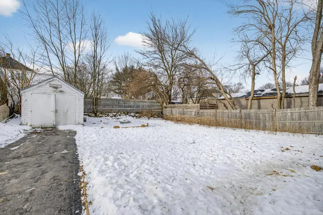 $389,900 | 55 South Hall Street, Manchester, NH 03103