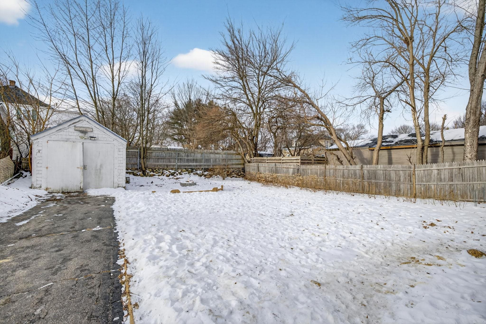 55 South Hall Street Manchester, NH 03103 - Photo 5 of 48