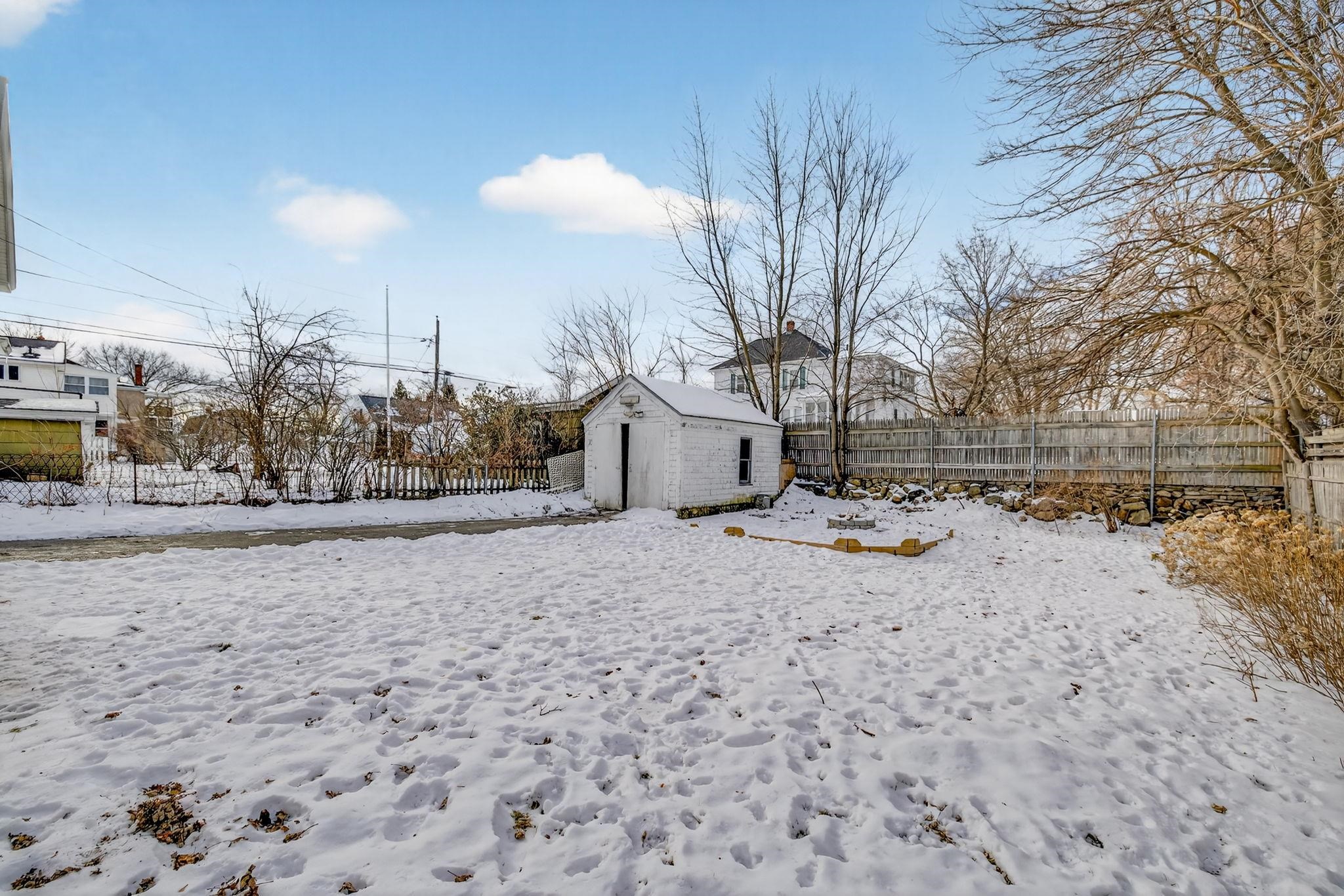 55 South Hall Street Manchester, NH 03103 - Photo 6 of 48